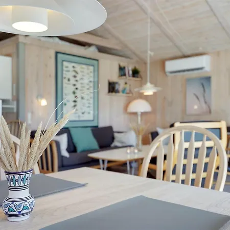 Akka - 2km From The Sea By Interhome *